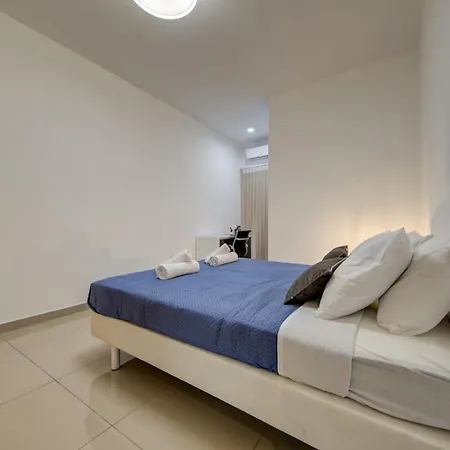 St Julians 3br Sleeps 6 And Stylish Saint Julian's