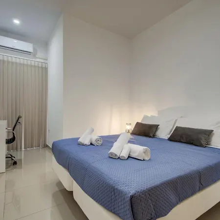 St Julians 3br Sleeps 6 And Stylish * Saint Julian's