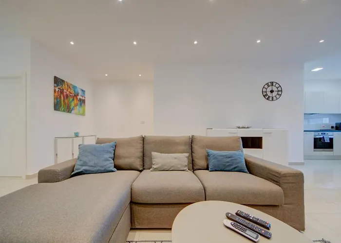 St Julians 3br Sleeps 6 And Stylish Ferienhaus *