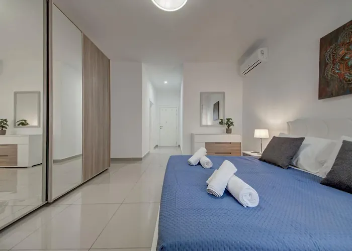 Ferienhaus St Julians 3br Sleeps 6 And Stylish San Ġiljan