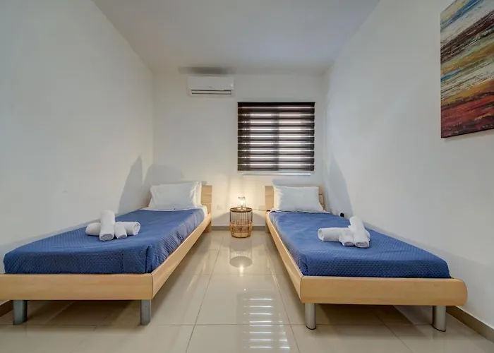 Ferienhaus St Julians 3br Sleeps 6 And Stylish *