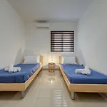 בית נופש St Julians 3br Sleeps 6 And Stylish *