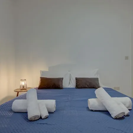 Ferienhaus St Julians 3br Sleeps 6 And Stylish