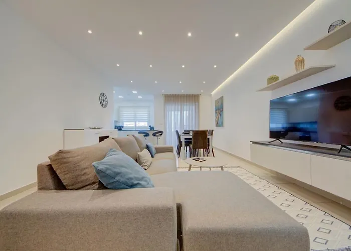 St Julians 3br Sleeps 6 And Stylish 度假居 *