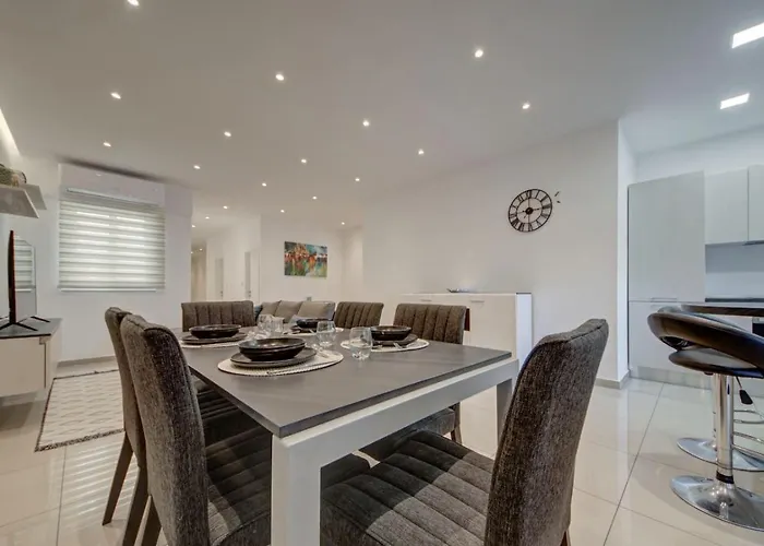 度假居 St Julians 3br Sleeps 6 And Stylish